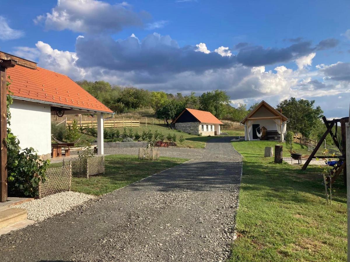 Kishosszúrét Vendégház Pécsvárad Exterior foto