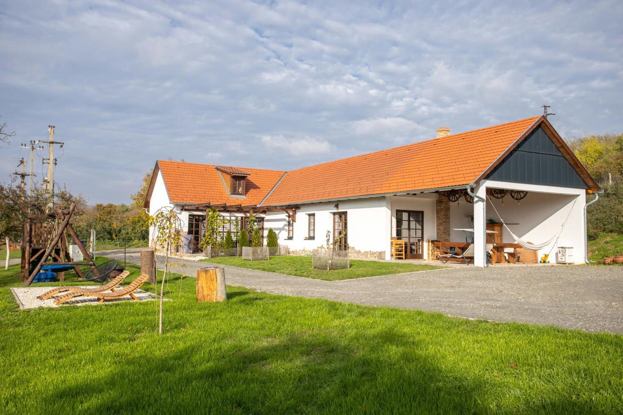 Kishosszúrét Vendégház Pécsvárad Exterior foto